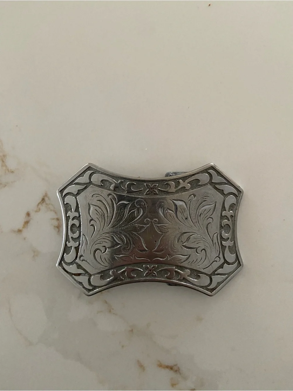 Engraved Silver-Tone Men’s Accessory Case belt buckle western